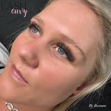 Hybrid Set by @shayna_lash_envy_auckland__ & Hybrid Brow Stain & shape by  Roxanne 💗 Last apps for this week 👇🏼 Thursday 12th- 3:15pm (Roxanne)  Friday 13th- 11:45am (Shayna) Message to book in!! 💗 •⁣⁣⁣ •⁣⁣⁣⁣⁣ •  ⁣⁣⁣⁣⁣⁣⁣⁣⁣⁣⁣⁣⁣⁣⁣⁣⁣ #