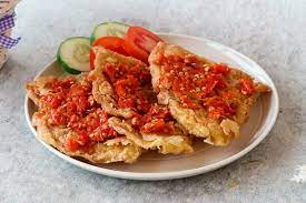 Mulai dari sambel bawang, sambel matah, sambel ijo dengan bumbu rumahan sederhana nan lezat. Resep Telur Geprek Sambal Bawang Makanan Simpel Dan Murah