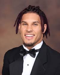 Lashawn Dillon's Instagram, Twitter & Facebook