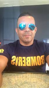 I am an amateur This is a depiction of my island of PR where I was born ❤