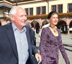Bewegung steht drauf, oskar lafontaine und sahra wagenknecht sind drin. Oskar Lafontaine Und Sahra Wagenknecht Verheiratet