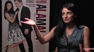 Aislinn derbez y mauricio ochmann son una pareja de ensueño. Aislinn Derbez On How She Fell For Mauricio Ochmann On The Film Set Youtube