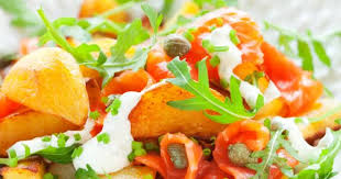 Salade De Pommes De Terre Et Saumon Au Citron Recette En 2020 Salade Pomme De Terre Salade Pomme Recette Salade