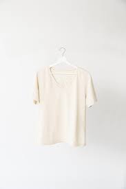 Aktuelle trends entdecken & kaufen. Schnittmuster T Shirt Mit V Ausschnitt Download Fashiontamtam Com