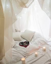 Check spelling or type a new query. Fall In Love With These Valentine S Day Room Ideas Decoholic