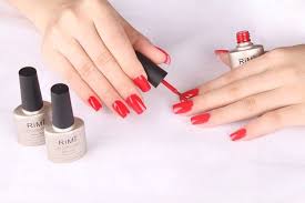 From patriotic skittle nails, star nails, neutral nails and negative space nails. Memorial Day Nail Art Tutorials To Show Your Patriotism