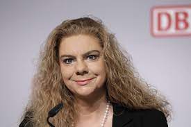 Faculty of mechanical engineering, rwth aachen university & member of the management board for digitalization and technology at deutsche bahn. Digitalchefin Sabina Jeschke Verlasst Vorstand Der Deutschen Bahn