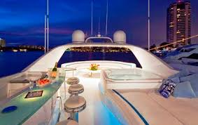 Designed and built during colin chapman's (lotus fame) tenure of this well known and respected brand of early modern sea cruisers. Moonraker Yacht Charter Details Norship Charterworld Luxury Superyachts