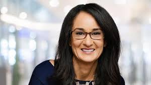 Janine Orr's Instagram, Twitter & Facebook