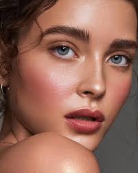 13 5k Likes 104 Comments Nikki Makeup Nikki Makeup On Instagram Rose Flushed Cheeks Naturally Sculpte Minimal Makeup Look Minimal Makeup Summer Makeup