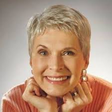 Jeanne Robertson добави нова снимка —...