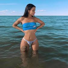 Голая Инна Вальтер | Слив фото сисек без лифчика и попки