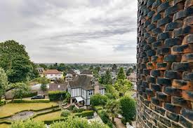 We did not find results for: An Architect S 1970s Water Tower Home Is For Sale In London The Spaces