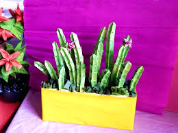 This easy paper cactus craft is easy for preschoolers and kids of all ages to create. Joost Langeveld Origami Page