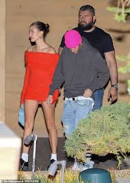When Selena Gomez Reportedly Found Bf Justin Bieber & Kendall Jenner  'Fooling Around' In Bed & Sent The Supermodel 'Angry & Insulting' Texts For  Months!