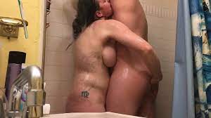 Anal Hot Milf Wife with Shower Rimjob - BunnieAndTheDude - XVIDEOS.COM