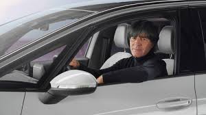Blick.ch bietet ihnen aktuelle nachrichten und analysen zum thema. Vw Verlost Einen Trainingsbesuch Von Joachim Low Auto Medienportal Net