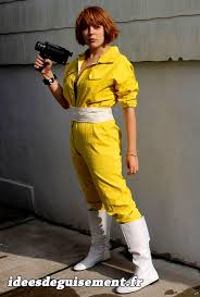 Ce déguisement homme des années 80 comprend : Idees Originales Deguisements Theme De Soiree Annees 1990