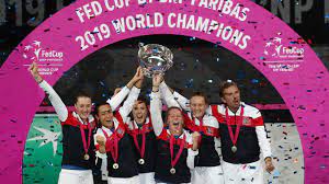Copa américa 2019 coupe du monde 2018. Fed Cup Les Bleues Avec Les Nordistes Mladenovic Et Parmentier S Offrent L Ultime Trophee