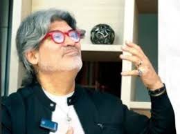 Cris González, autor en Correo del Alba