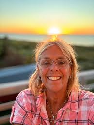 Let's welcome our new members. Let us know where you are from! 🌊🌊🌊🐬🐬🐬  Sandra King, Vickie Belknap, Felicia Day, Ronnee Lea Tubbs, Tristyn Alyse,  Catherine Lee, Annaliesse Garriott, Luz Verost, Maggie Anne,