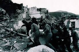 Terremoto irpinia, mattarella 40 anni dopo: Il Terremoto Un Offesa Viva Camorra Al Centro Della Ricostruzione