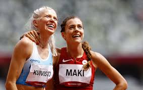 För att ett resultat skall kunna räknas som världsrekord måste resultatet ha uppnåtts i en officiell tävling enligt iaaf:s regelverk och ha uppmätts med av förbundet godkänd utrustning. Rey1nxdcwf Xbm