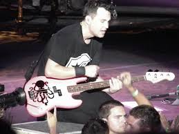 Ive had 4 of these basses but i've never seen one of these. Blink Is Back Daily Forty Niner