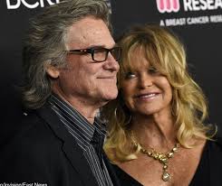 12 пар знаменитостей, чья любовь не угасла спустя десятилетия