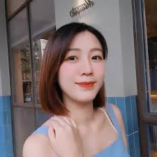 兩天前照這個食譜做提拉米蘇OMG 超級難吃優格和咖啡酸到爆吐司+咖啡和酒浸潤下去變酸外還口感很差