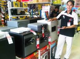 Berbagai konsep hunian modern memang terus berkembang secara pesat saat ini termasuk dengan tema natural. Ace Hardware Tawarkan Lantai Rumah Dari Kayu Tribun Batam