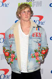 As well as posting on his own youtube channel. Logan Paul Vermogen Verdienst Des Youtubers 2021