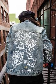 Denim jacket with artwork jean jacket with acrylic painting. Easy Designs For Fabric Painting On Cloth