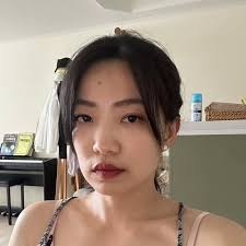 Gloria Yang (@gloriae407) • Threads, Say more