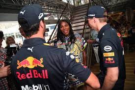 Serena williams fue invitada al gran premio de mónaco y ondeó la bandera a cuadros que max verstappen vio primero que todos. Serena Williams And Jerome Boateng Lead Celebrities In Monte Carlo To Watch The Monaco Grand Prix Mirror Online