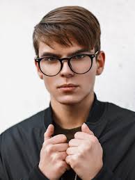 Naturally, it's one of the best haircuts for men with glasses. 40 Favorite Haircuts For Men With Glasses Find Your Perfect Style