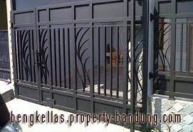 Pilih pagar rumah minimalis untuk model rumah minimalis agar menciptakan arsitektur yang serasi dan indah dipandang mata. 42 Gambar Teralis Pagar Rumah Minimalis Pictures Content