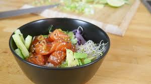 Poke Bowl Mit Lachs Und Avocado Schnell Und Lecker Let S Cook Youtube