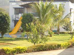 Breathtaking Environment At Farmhouse In Karjat Farmhouse Bungalow White Bungalow