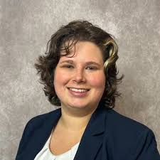 Elizabeth Vandervort, OMS IV (@lizmvandervort)