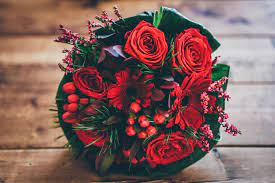 I'm a guy asked for flowers for my birthday last year, i did get them and i absolutely loved them. Men Like Receiving Flowers Too Who S To Say That Floral Arrangements By Gillian Sisley Fearless She Wrote Medium