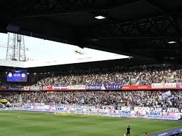 Meister austria wien in der fußball bundesliga saison 2012/2013 gemeinsame meister feier mit der mannschaft und den fans. Neues Stadion Eroffnet Austria Wien Ist Endlich Wieder Z Haus Mit Video Wien