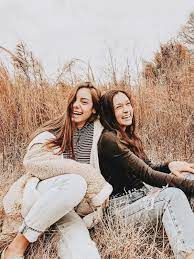 Pinterest Macywillcutt Friend Photoshoot Friend Poses Photography Best Friends Shoot