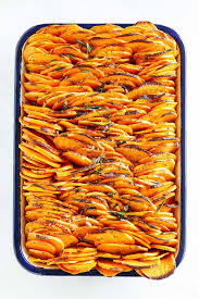 Crispy Baked Sweet Potatoes Sliced Into Chips Rasa Malaysia White Sweet Potato Recipe Sweet Potato Slices Sweet Potato Recipes
