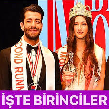 Best Model In Ardindan Miss Model Of Turkey In De Bu Yilki Kazananinin 16 Yasindaki Ceyda Toyran Olmasi Tartisma Yaratti Komik Model Yastiklar