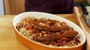 Mais aussi, car les légumes ne sont pas les mêmes d'une saison à une autre. Couscous A La Marocaine