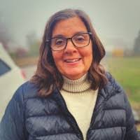 Maureen Hodge's Instagram, Twitter & Facebook