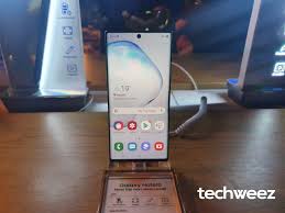 It was too big for my tiny fingers. Samsung Galaxy Note10 Specifications And Price In Kenya