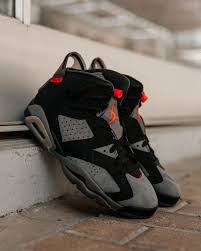These retailed for $225 and i got them from nike snkrs a. A Closer Look At The Air Jordan 6 Psg Nice Kicks
