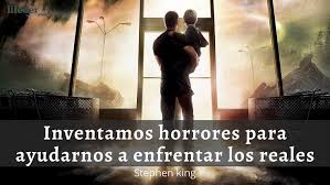 Juego macabro (una nueva forma de morir.) o el juego del miedo es una película estadounidense del 2004 dirigida por james wan y protagonizada por cary elwes, leigh whannell y danny glover. 100 Frases De Stephen King Sobre El Terror Y Los Libros